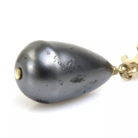 Auth CHANEL CC Logo Clip on Earrings Gold/Dark Gray Metal/Faux Pearl - Picture 7 of 15